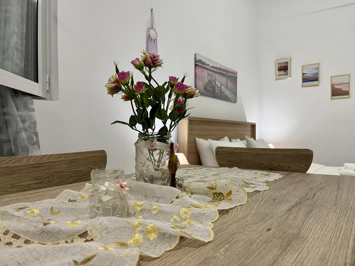 Gardenia Rooms Heraklion  Екстер'єр фото